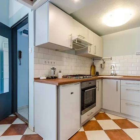 Paulay's Studio In The Center. Appartement Boedapest