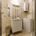 Apartman Paulay's Studio In The Center. *