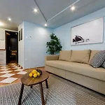 Paulay's Studio In The Center. Apartman *