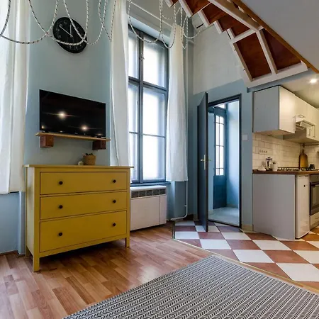 Paulay's Studio In The Center. Apartman Budapest